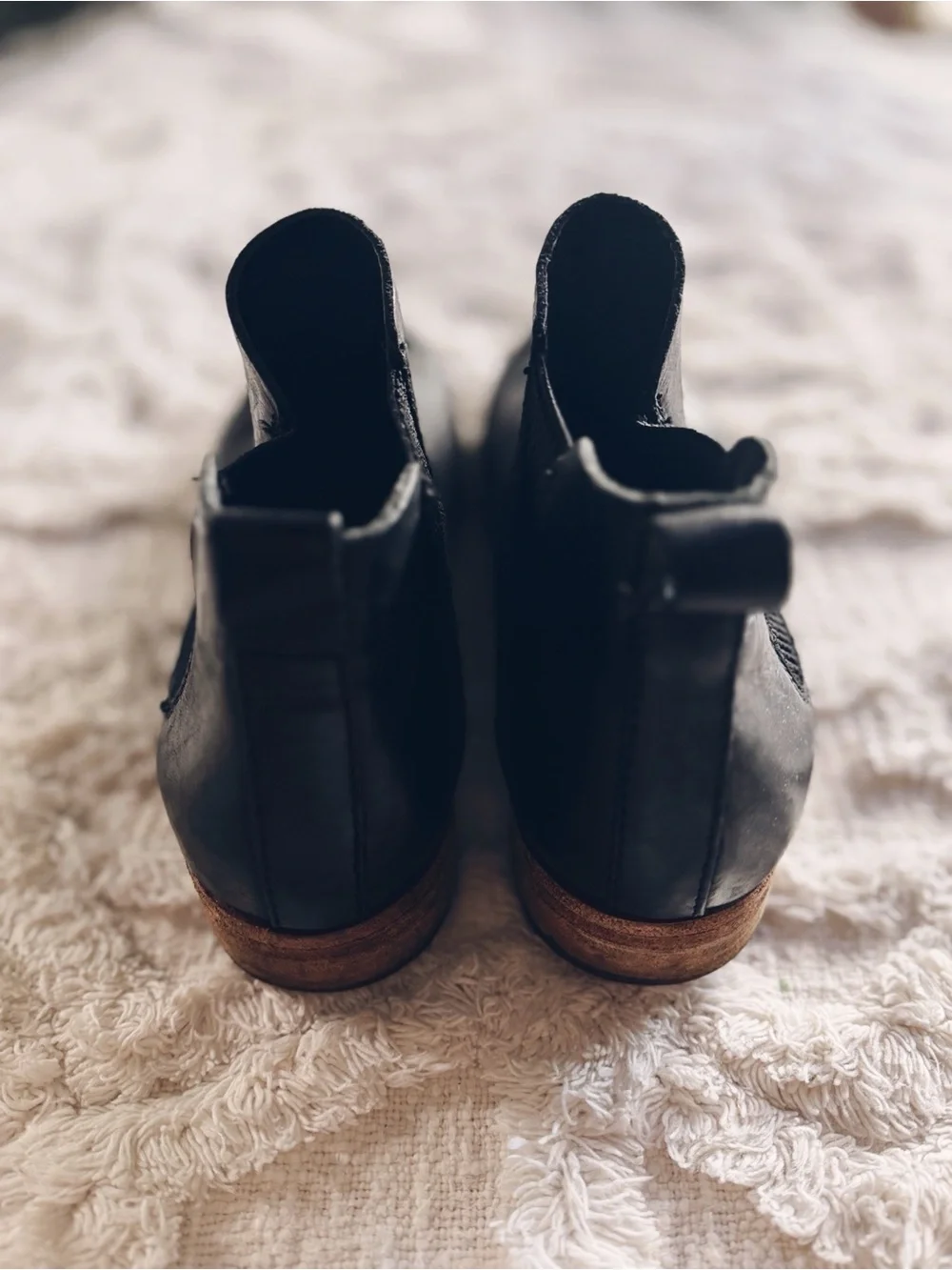 Kork-Ease Black Leather Chelsea Ankle Boots 8M GUC